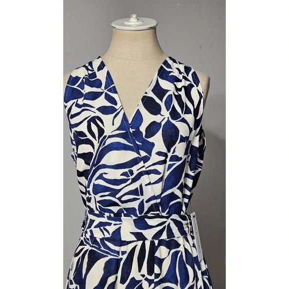 Emma & Michele Floral Print Tie Waist‎ Sleeveless V-neck Dress Small NWT - Picture 3 of 13